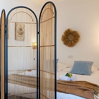 Beautiful Spacious Studio With Frontal sea View