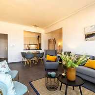 Beautiful Spacious Studio With Frontal sea View