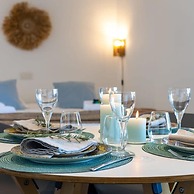 Beautiful Spacious Studio With Frontal sea View