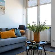 Beautiful Spacious Studio With Frontal sea View