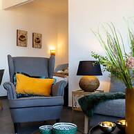 Beautiful Spacious Studio With Frontal sea View