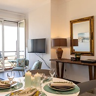 Beautiful Spacious Studio With Frontal sea View