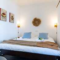 Beautiful Spacious Studio With Frontal sea View