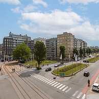 Bright Modern Apartment Close to the Casino