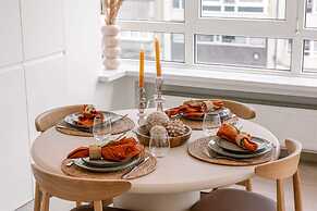 Bright Modern Apartment Close to the Casino