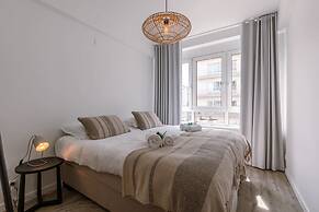 Bright Modern Apartment Close to the Casino