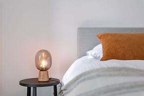 Bright Modern Apartment Close to the Casino