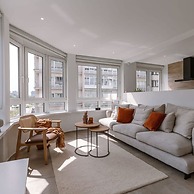 Bright Modern Apartment Close to the Casino