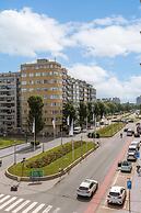 Bright Modern Apartment Close to the Casino