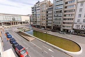 Bright Modern Apartment Close to the Casino