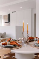 Bright Modern Apartment Close to the Casino