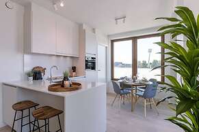 Stylish Apartment With Terrace Near the Beach