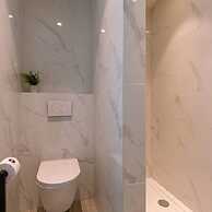 Luxurious Penthouse With Beautiful Seaview