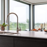 Luxurious Penthouse With Beautiful Seaview