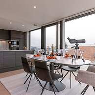 Luxurious Penthouse With Beautiful Seaview