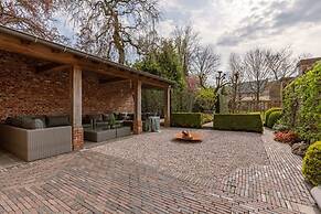 Huyze Termote - Prime Villa With Wonderful Garden