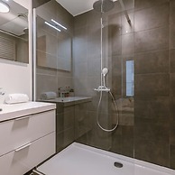 Beautiful Warm Apartment With Terrace in Ostend