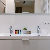 Beautiful Warm Apartment With Terrace in Ostend