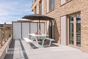 Beautifully Decorated Apartment Close to the sea