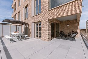 Beautifully Decorated Apartment Close to the sea