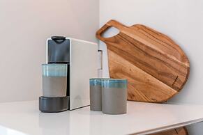 Beautifully Decorated Apartment Close to the sea