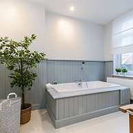 Authentic Townhouse Near the Beach of Blankenberge