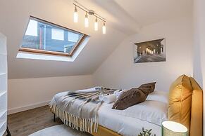 Authentic Townhouse Near the Beach of Blankenberge