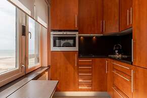 Corner Apartment With Fantastic sea View