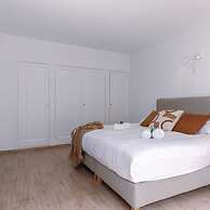 Corner Apartment With Fantastic sea View