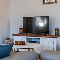 Centrally Located Apartment With Sunny Terrace