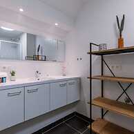 Centrally Located Apartment With Sunny Terrace