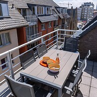 Centrally Located Apartment With Sunny Terrace