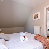 Centrally Located Apartment With Sunny Terrace