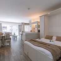 Warm Studio With sea View in the City-centre