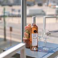 Warm Studio With sea View in the City-centre