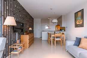 Charming Apartment Near the Beach With Balcony