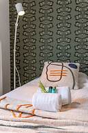 Charming Apartment Near the Beach With Balcony