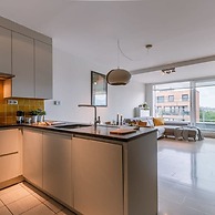 Charming Apartment Near the Beach With Balcony