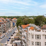 Charming Apartment Near the Beach With Balcony