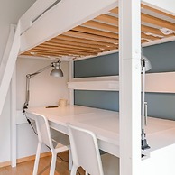 Charming Apartment Near the Beach With Balcony