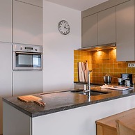 Charming Apartment Near the Beach With Balcony