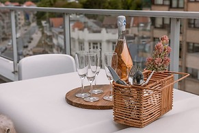 Charming Apartment Near the Beach With Balcony