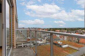 Charming Apartment Near the Beach With Balcony