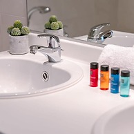 Charming Apartment Near the Beach With Balcony