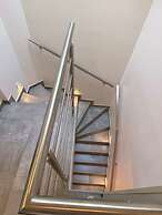 Beautiful High Quality Duplex Apartment