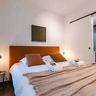 Cozy Apartment a Stone s Throw From the Beach