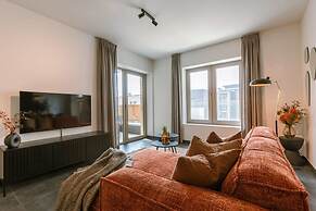 Cozy Apartment a Stone s Throw From the Beach