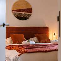 Cozy Apartment a Stone s Throw From the Beach