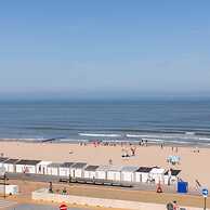 Lovely Apartment With Lateral sea View and Parking