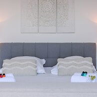 Penthouse With 2 Terraces and Magnificent sea View